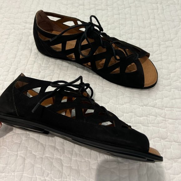 KENNETH COLE x Gentle Souls Black Lace-Up Sandals - Size 7 - NEW! - Picture 6 of 9